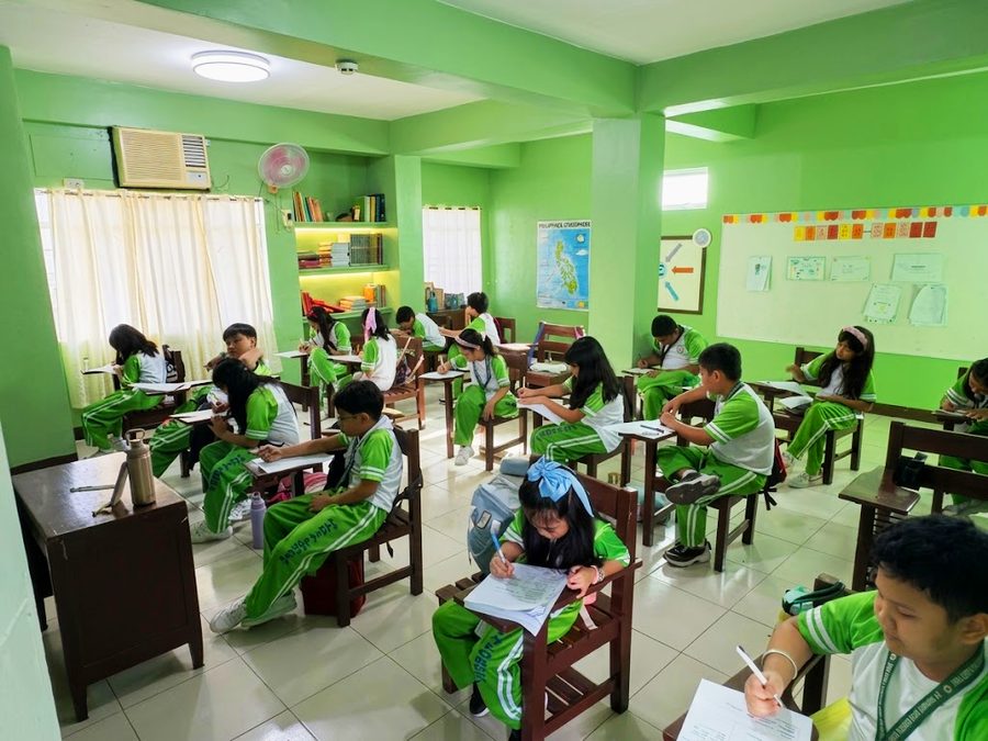 Primary grade class at MLISFI